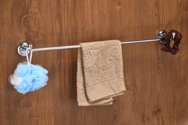 SKA SS Pulsar Towel Rod